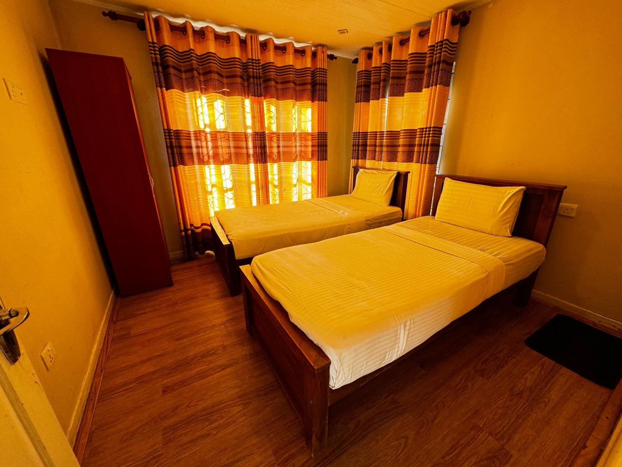 Blue Moon Hotel Nuwara Eliya Exterior photo